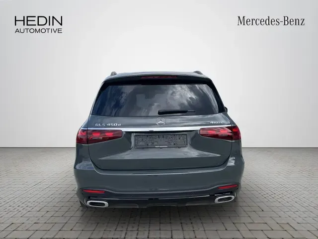 Mercedes-Benz Gls 2025 photo 3