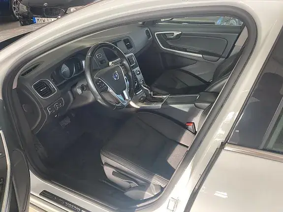Volvo V60 2016 photo 5