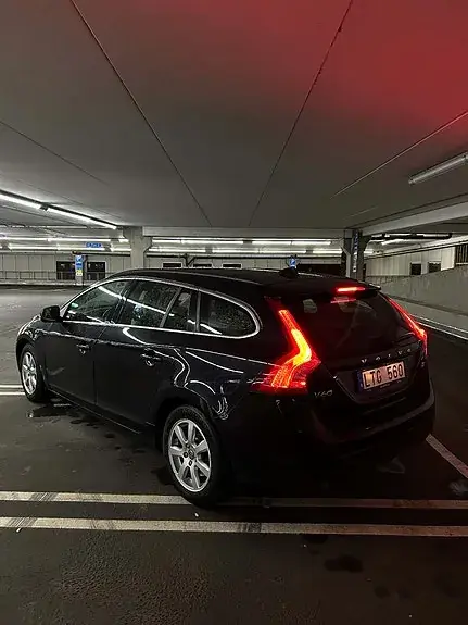 Volvo V60 2013 photo 2