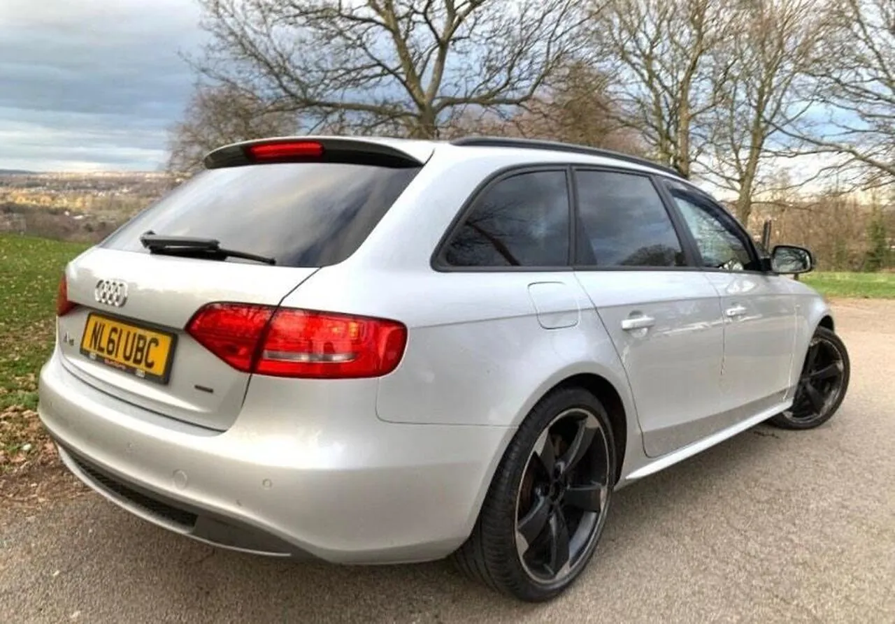 Audi A4 Avant 2011 photo 3