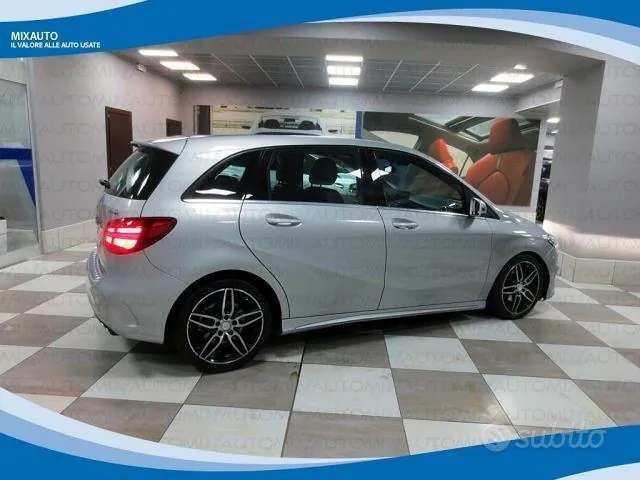 Mercedes-Benz B 200 2018 photo 2