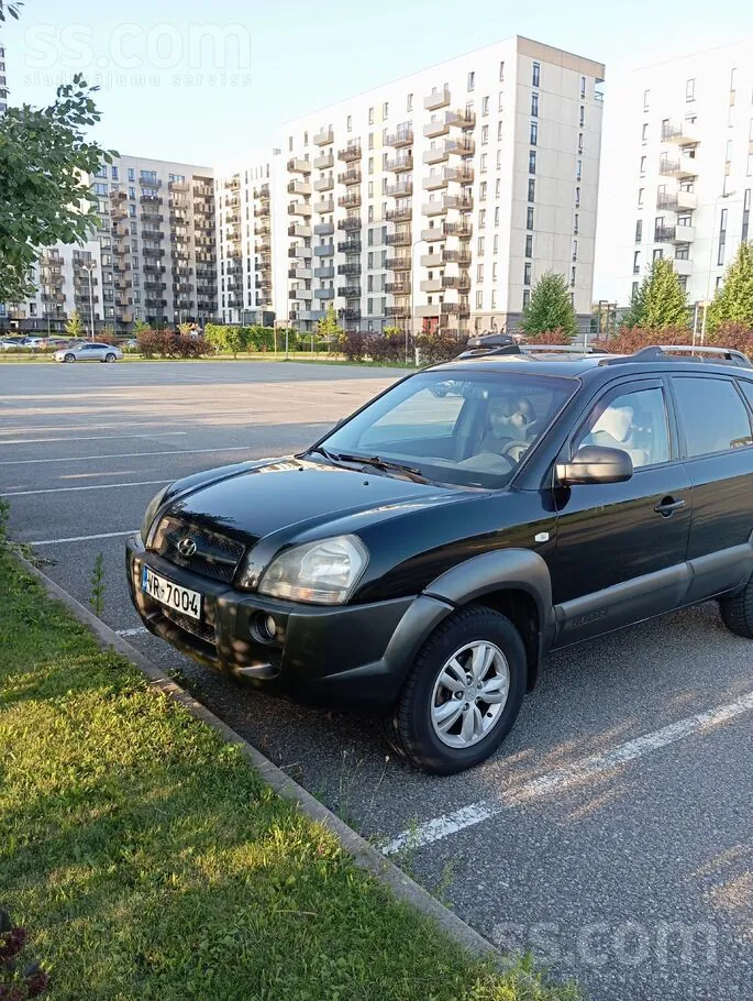 Hyundai Tucson 2005 photo 2