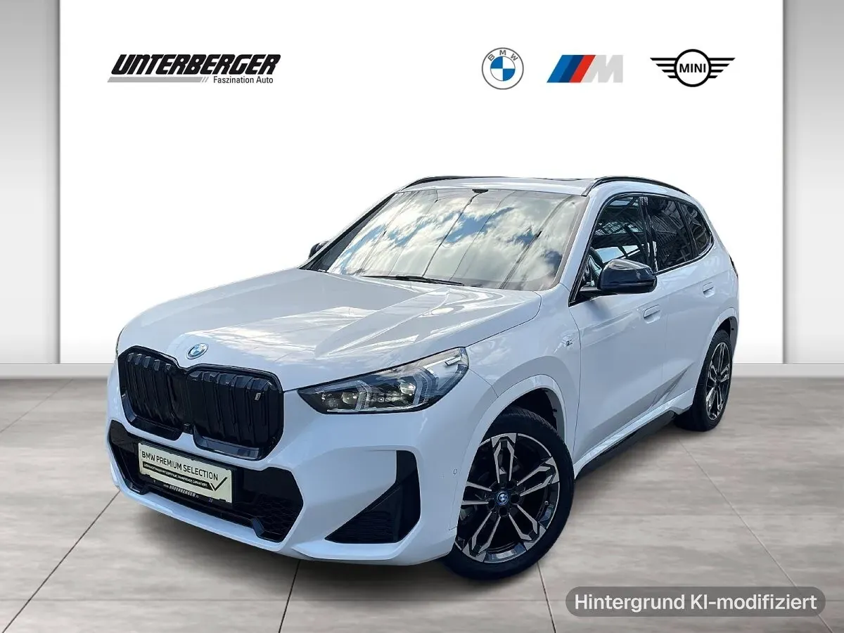 BMW Ix1