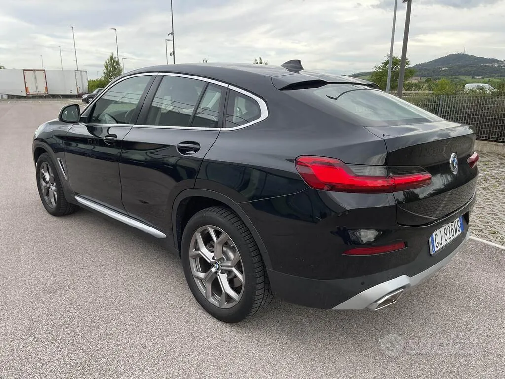 BMW X4 2022 photo 2
