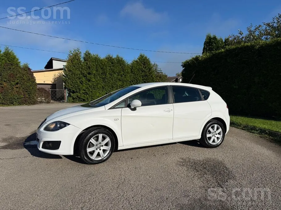 Seat Leon 2012 photo 3