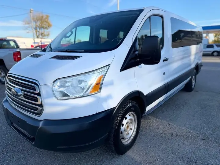 Ford Transit 2015 photo 2
