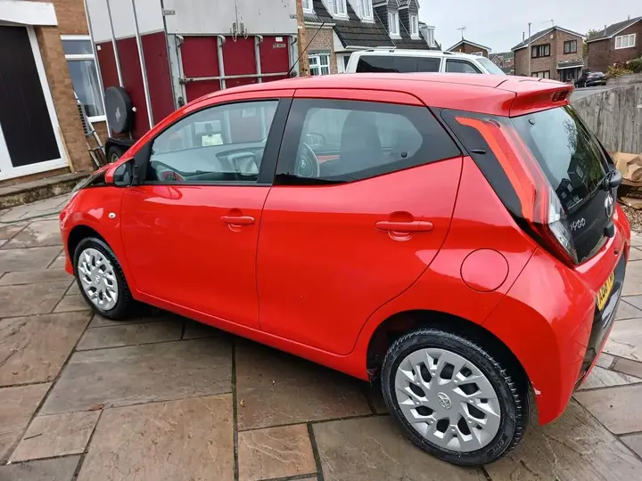 Toyota Aygo 2018 photo 2