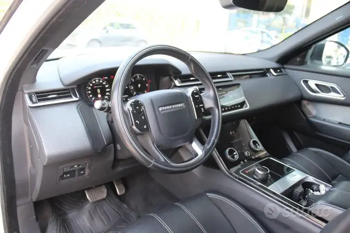 Land Rover Range Rover Velar 2019 photo 3