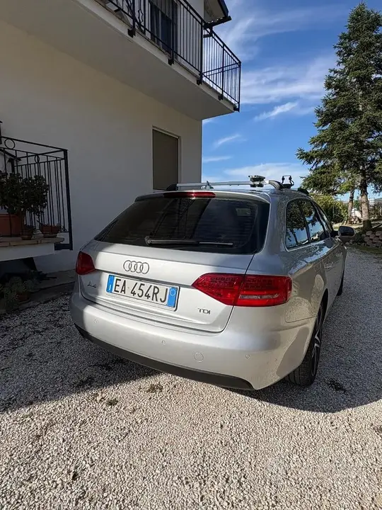 Audi A4 Avant 2011 photo 5