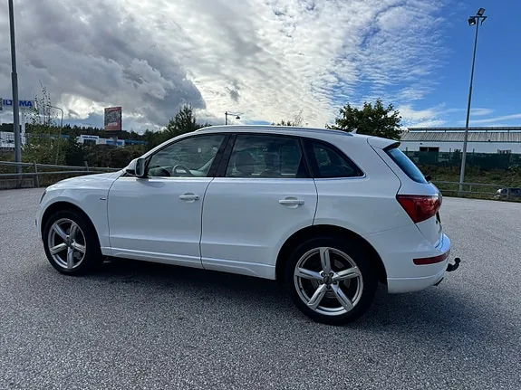Audi Q5 2009 photo 2