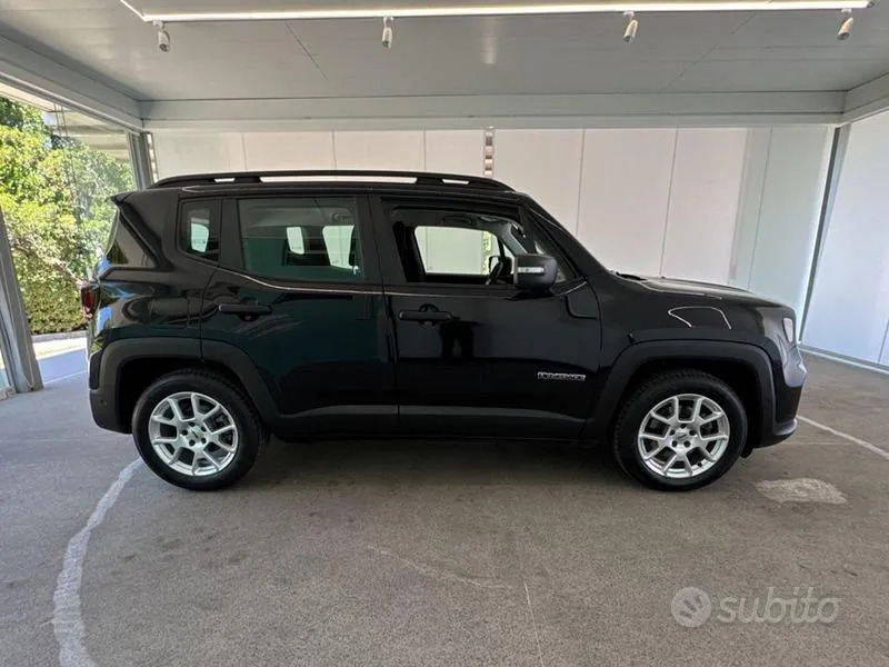 Jeep Renegade 2024 photo 2