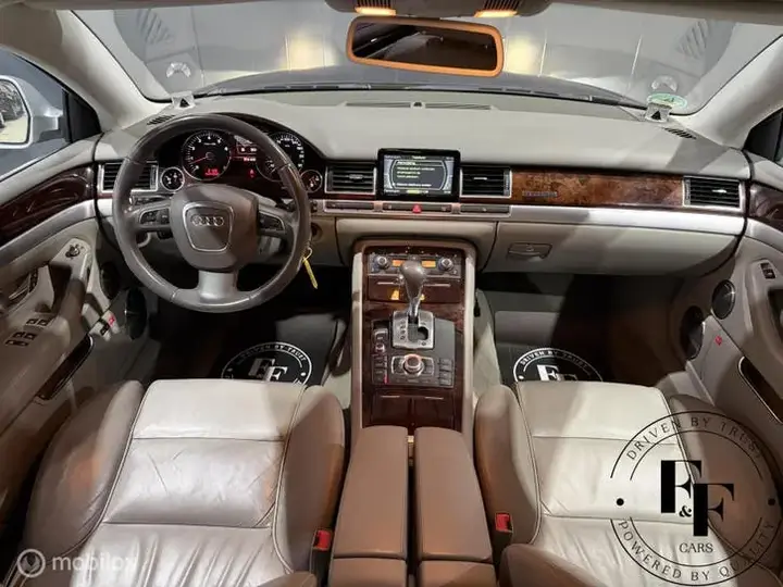 Audi A8 2008 photo 3