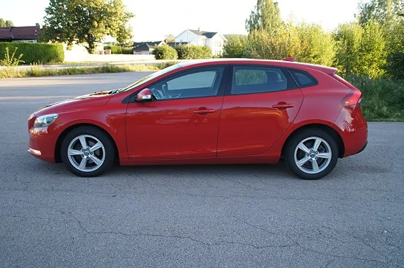 Volvo V40 2014 photo 3