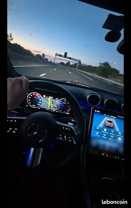 Mercedes-Benz Glc 2024 photo 3