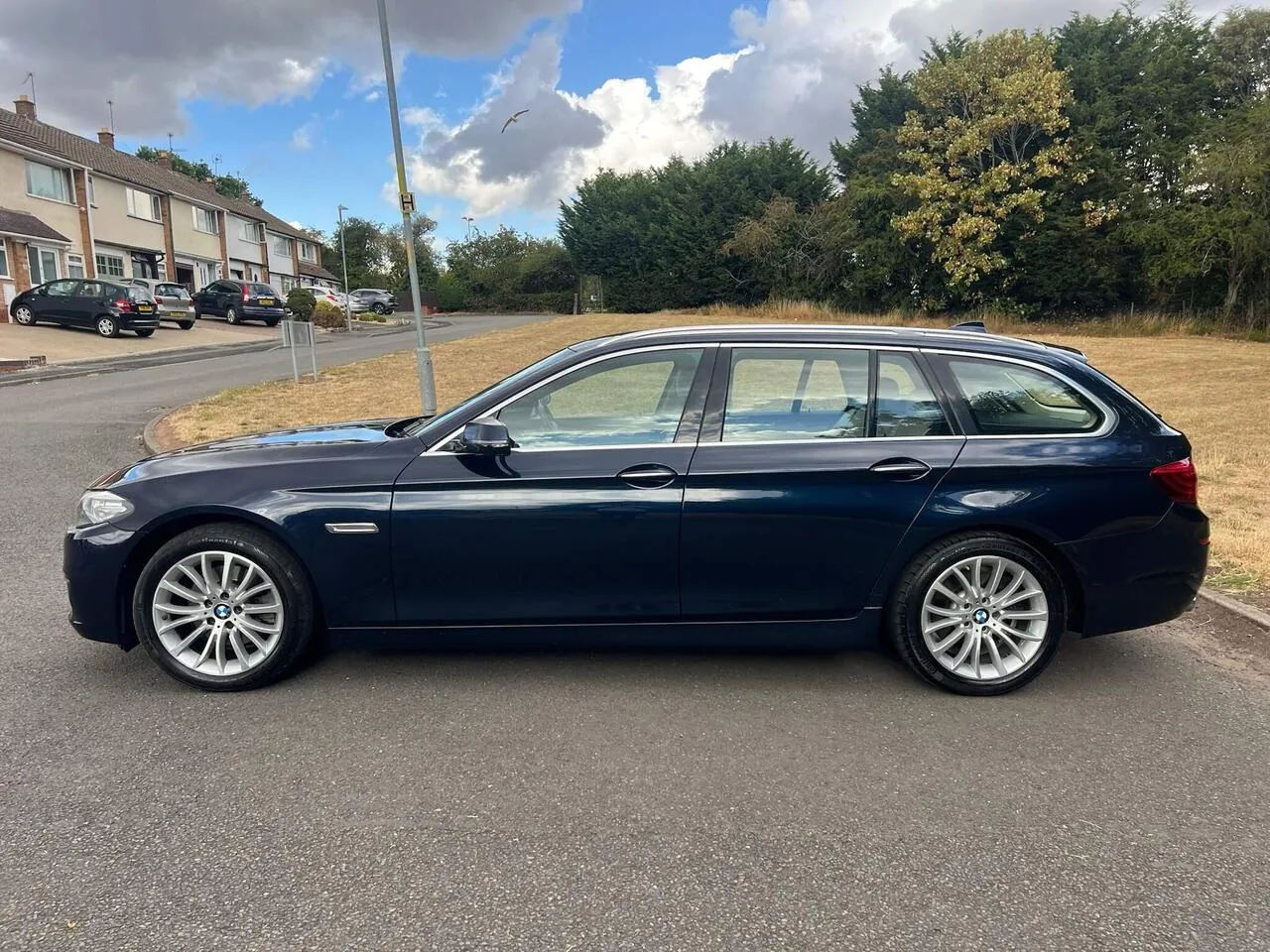 BMW 5 Series 2015 photo 3