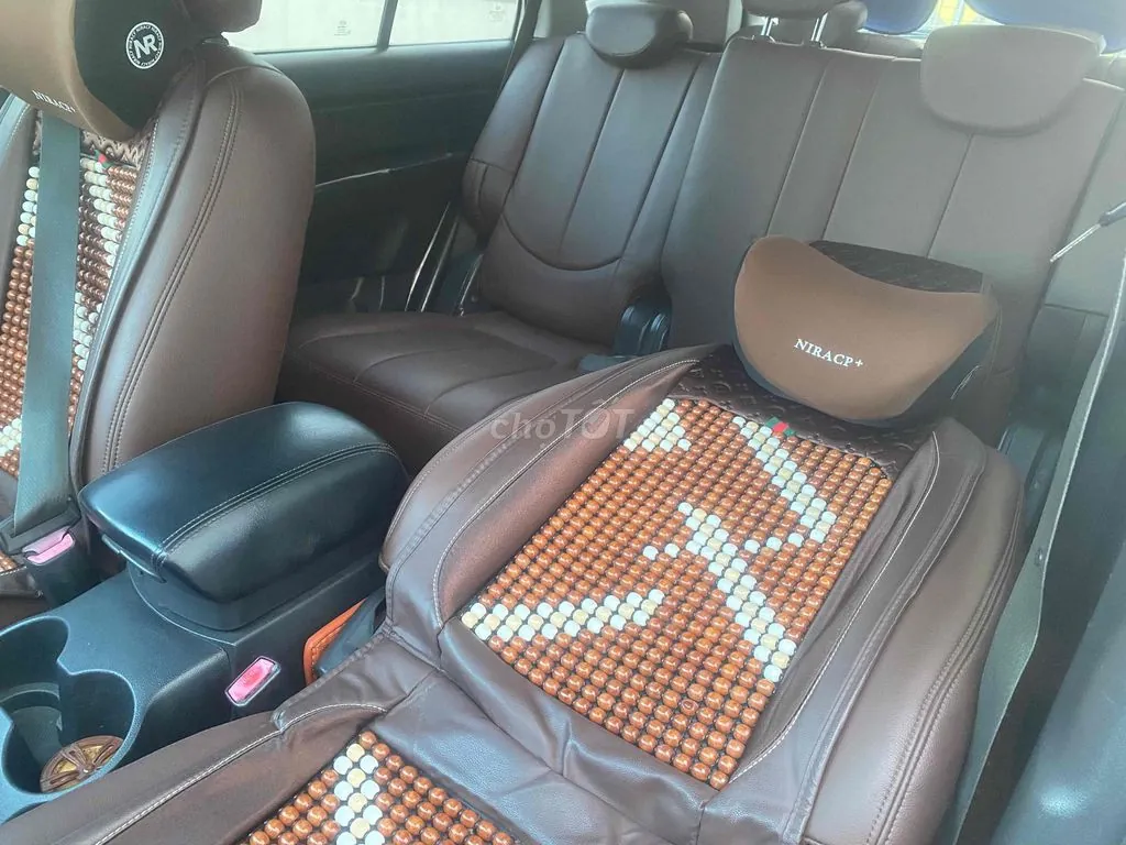 Kia Carens 2010 photo 4