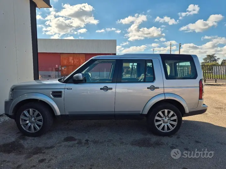 Land Rover Discovery 4 2016 photo 2