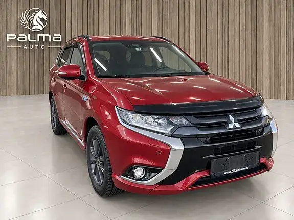 Mitsubishi Outlander 2018 photo 2