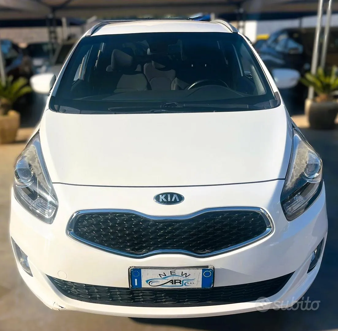 Kia Carens 2013 photo 5