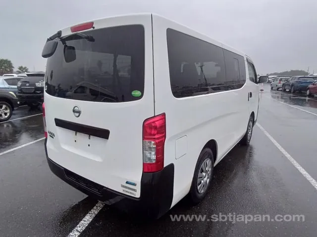 Nissan Nv350 Caravan 2015 photo 4
