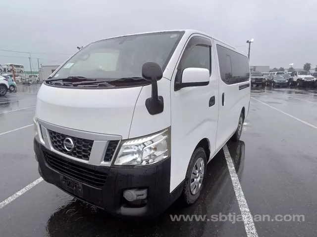 Nissan Nv350 Caravan 2015 photo 2