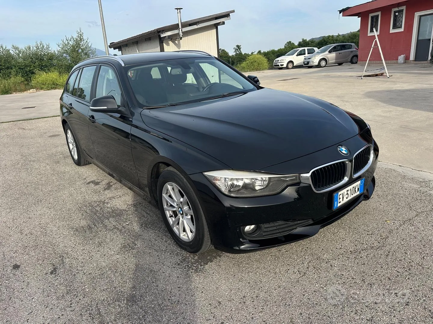 BMW 316D 2014 photo 2