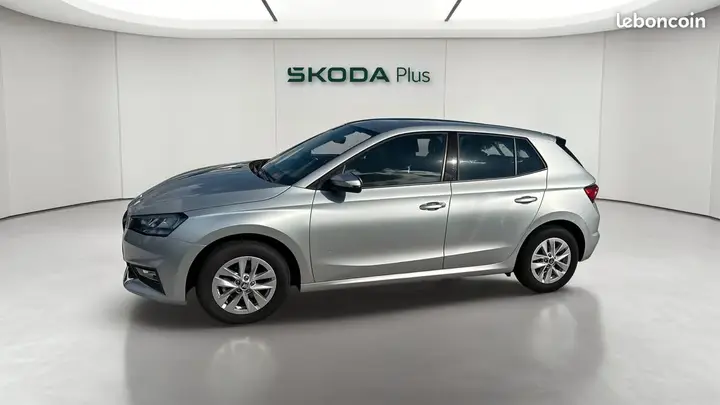 Skoda Fabia 2023 photo 2