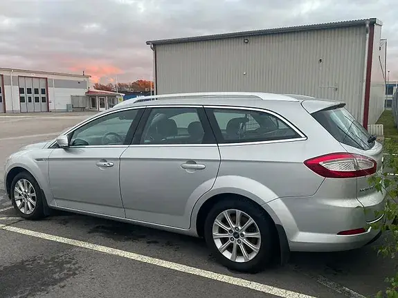 Ford Mondeo 2012 photo 5