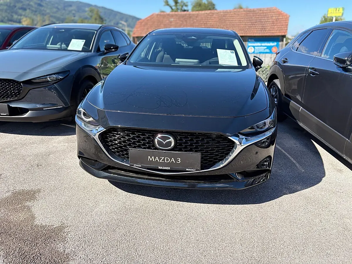 Mazda Mazda3 photo 2