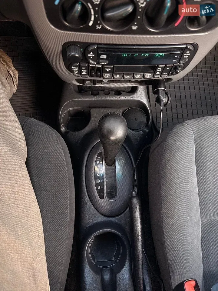 Chrysler Neon 2001 photo 5