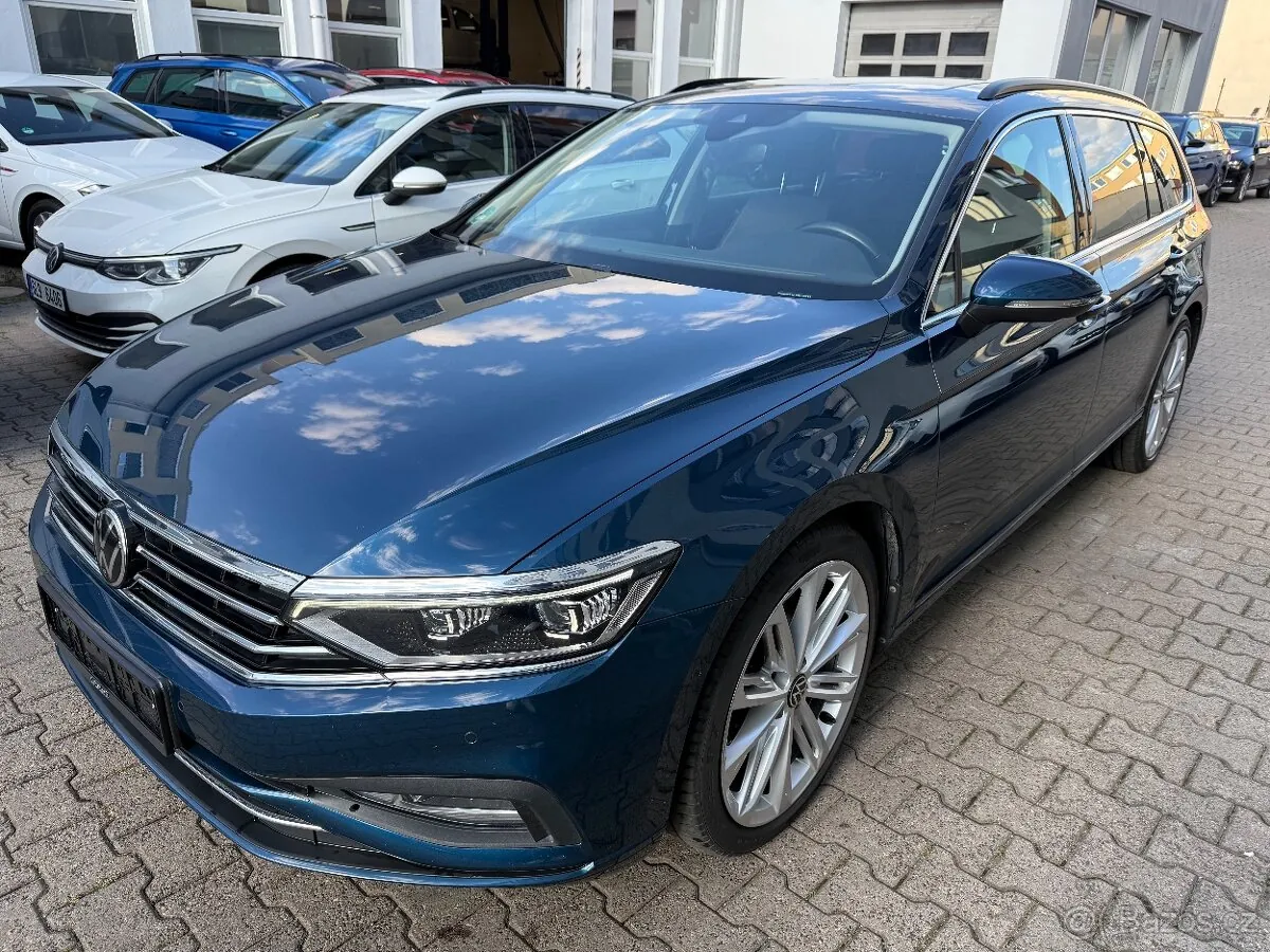 Volkswagen Passat 2023 photo 3