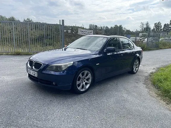 BMW 530I 2004 photo 2