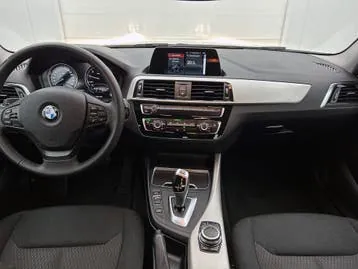 BMW 118Ia 2019 photo 3