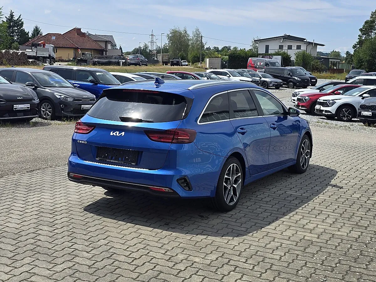Kia Ceed 2022 photo 3