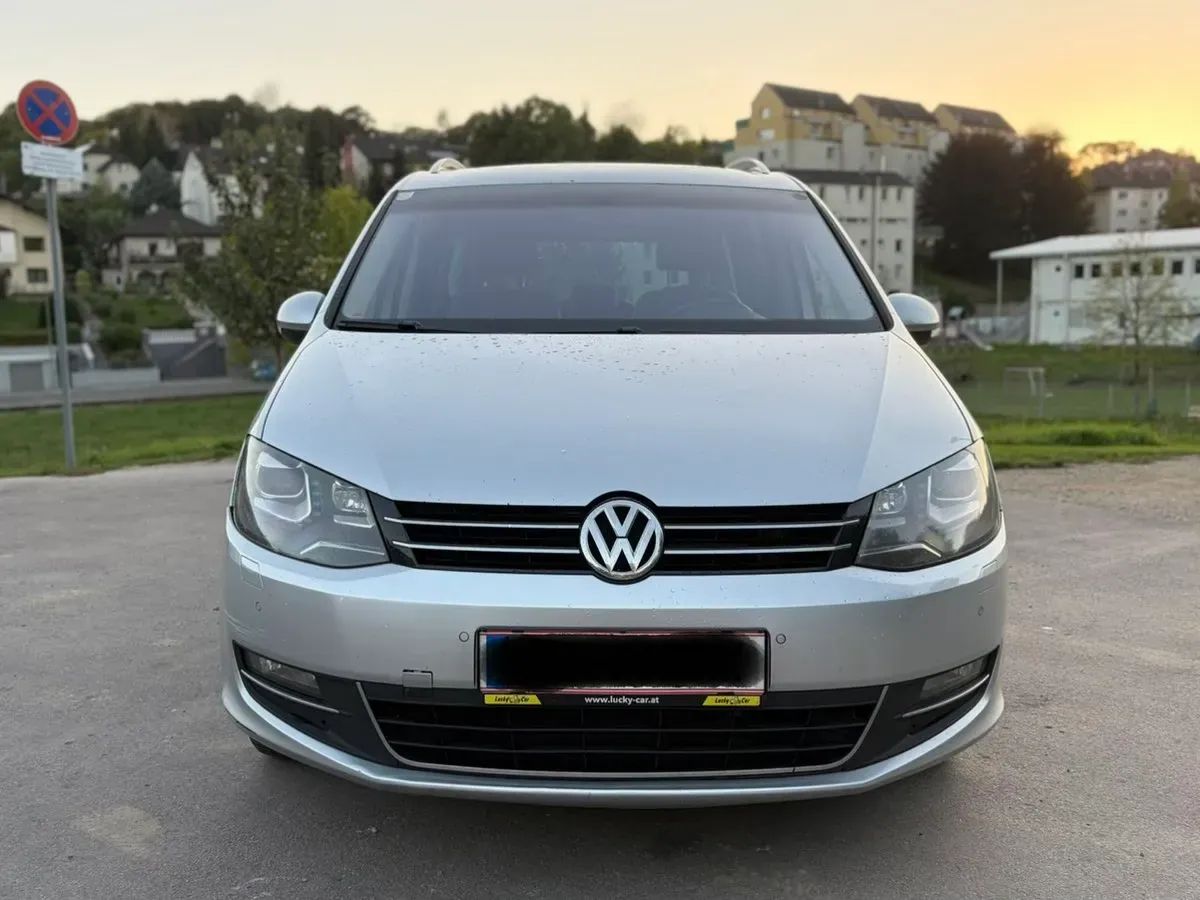 Volkswagen Sharan 2012 photo 3