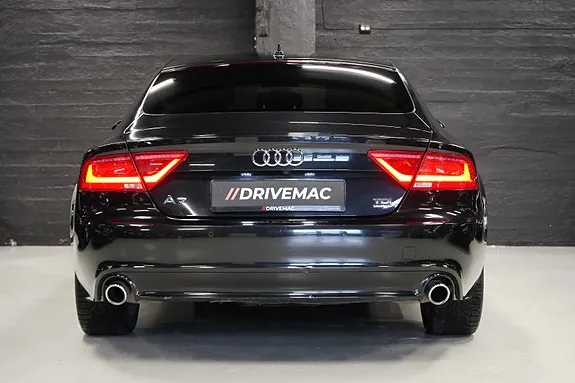 Audi A7 2012 photo 3