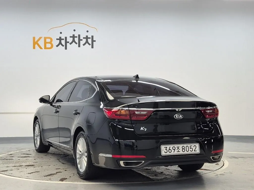 Kia K7 2016 photo 2