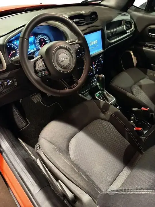 Jeep Renegade 2022 photo 2