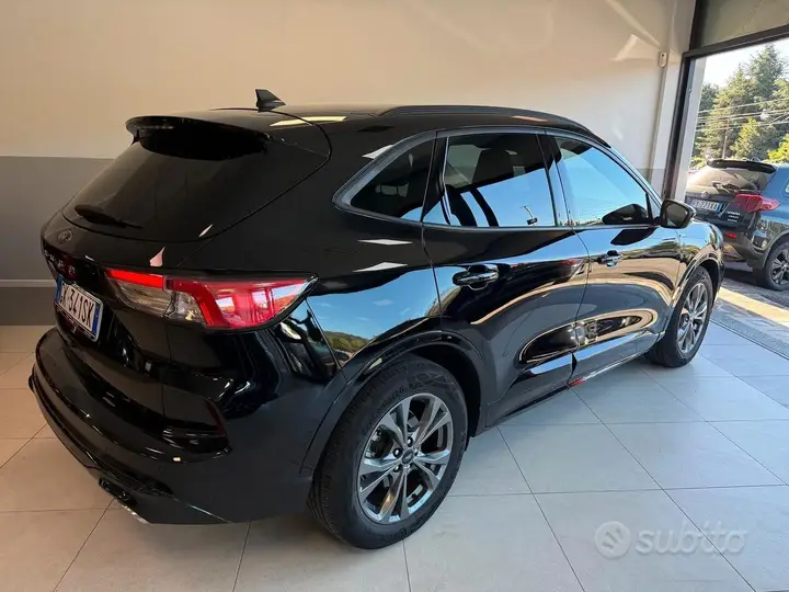 Ford Kuga 2022 photo 4