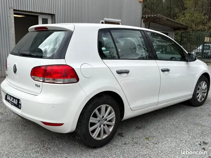 Volkswagen Golf 2009 photo 4