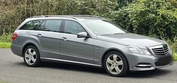 Mercedes-Benz E 220 Cdi