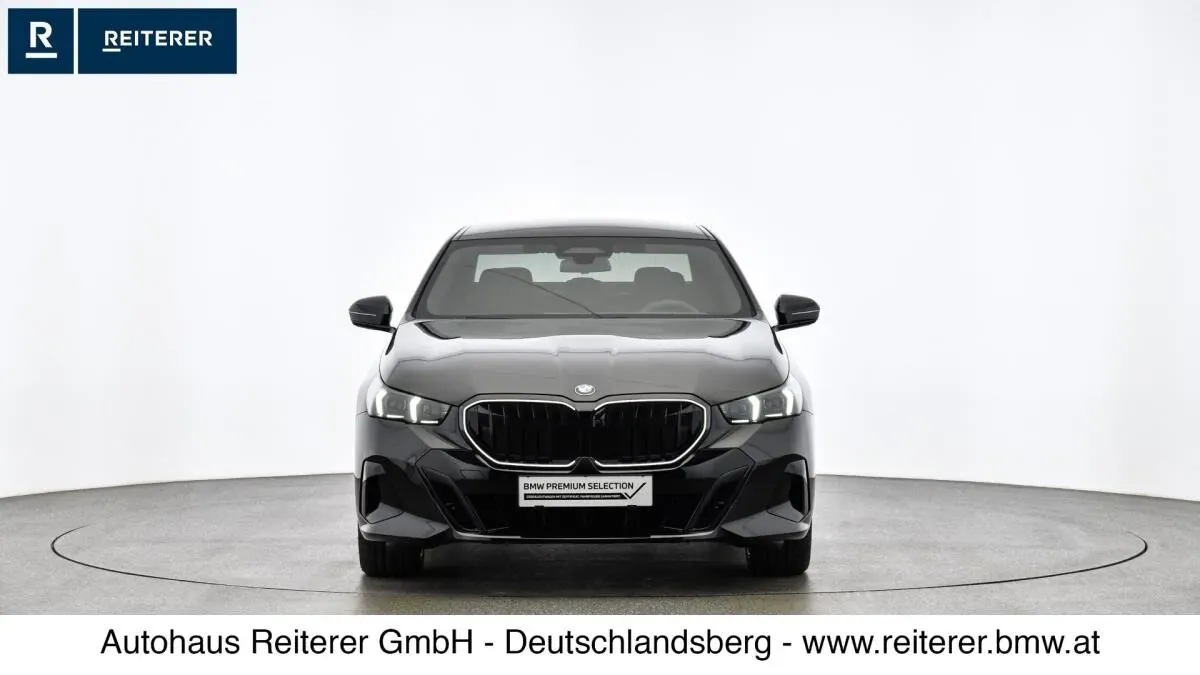 BMW 5 Series 2025 photo 2
