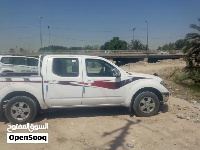 Nissan Navara 2013 photo 5