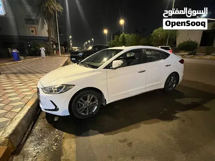 Hyundai Elantra 2017 photo 3