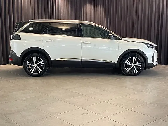 Peugeot 5008 2023 photo 5