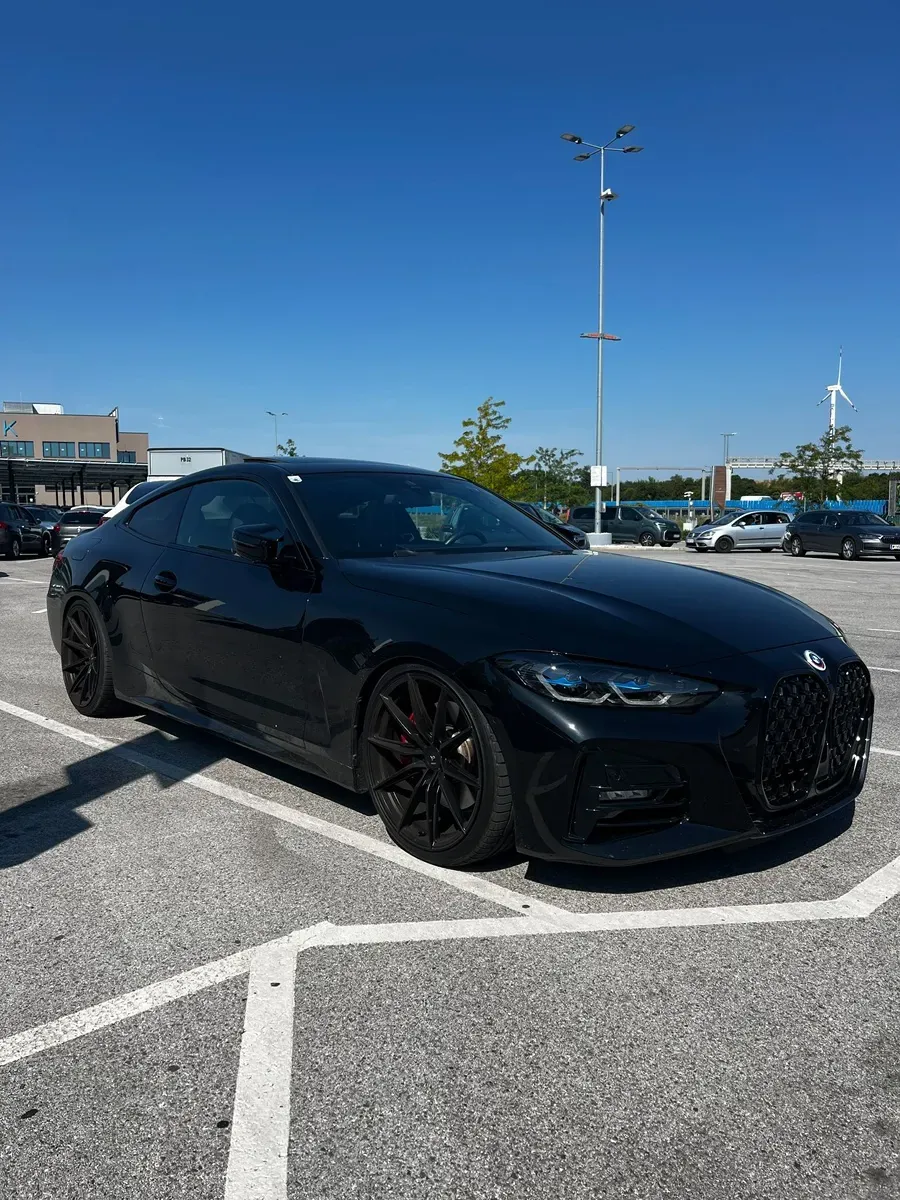 BMW 4 Series 2023 photo 2