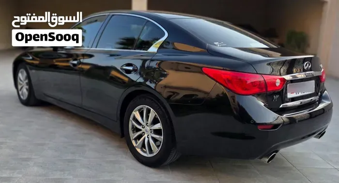 Infiniti Q50 2017 photo 2