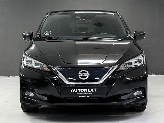 Nissan Leaf 2021 photo 2
