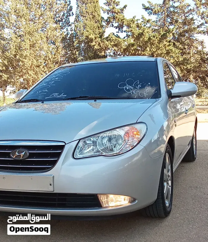 Hyundai Avante 2009 photo 4
