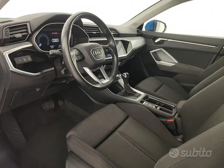 Audi Q3 2021 photo 5